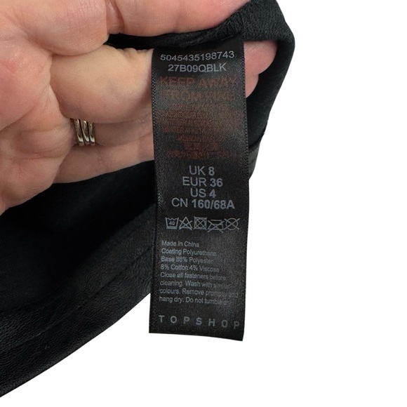 NWT TOPSHOP Faux Leather Mini Skirt Vegan Leather Split Party Holiday 4 Small - Picture 7 of 13